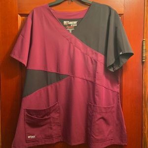 Grey’s Anatomy Women’s Scrub Top